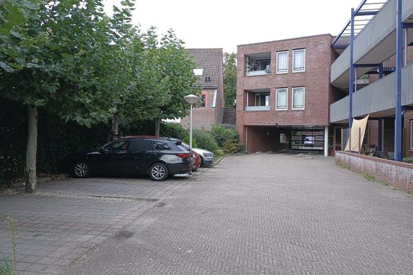 Parkeerplaats op afgesloten terrein